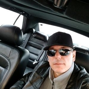 Meet your Posher, Jay